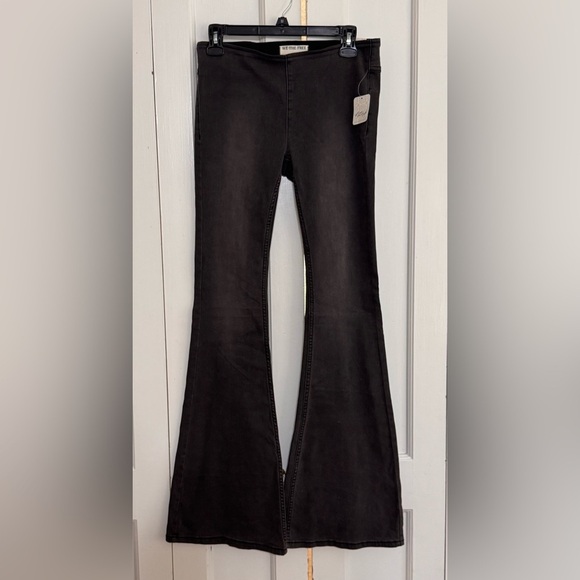 Free People Gummy Denim Penny Flare Jeans - Picture 5 of 9
